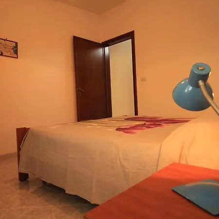 Trilo Del Noce Apartman